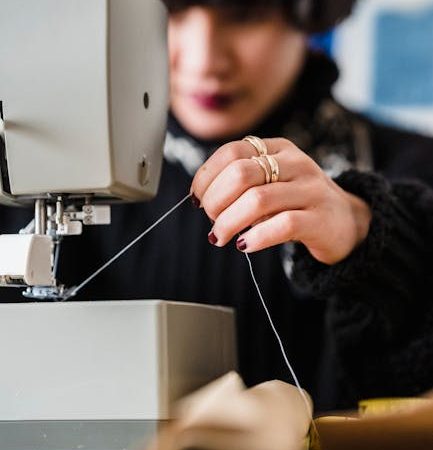 Создание елочной игрушки своими руками на Новый год