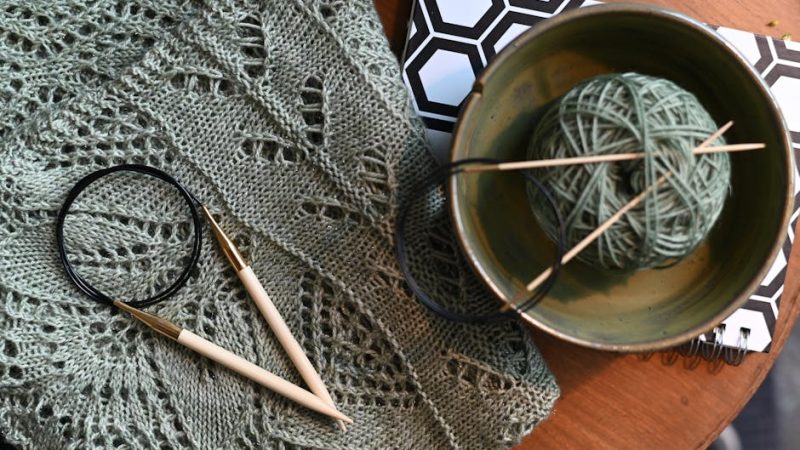 Вязание игрушек спицами для начинающих пошагово с фото и видео мастер-класс по созданию игрушки зайчика и других милых игрушек