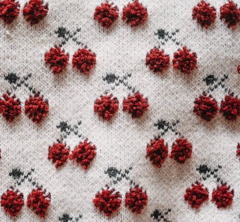 Игрушки крючком: уникальный подарок и элемент декора