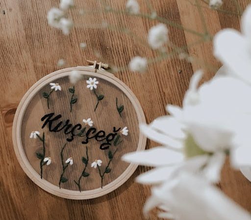 Вязание зимнего берета крючком для начинающих: мастер-класс и советы