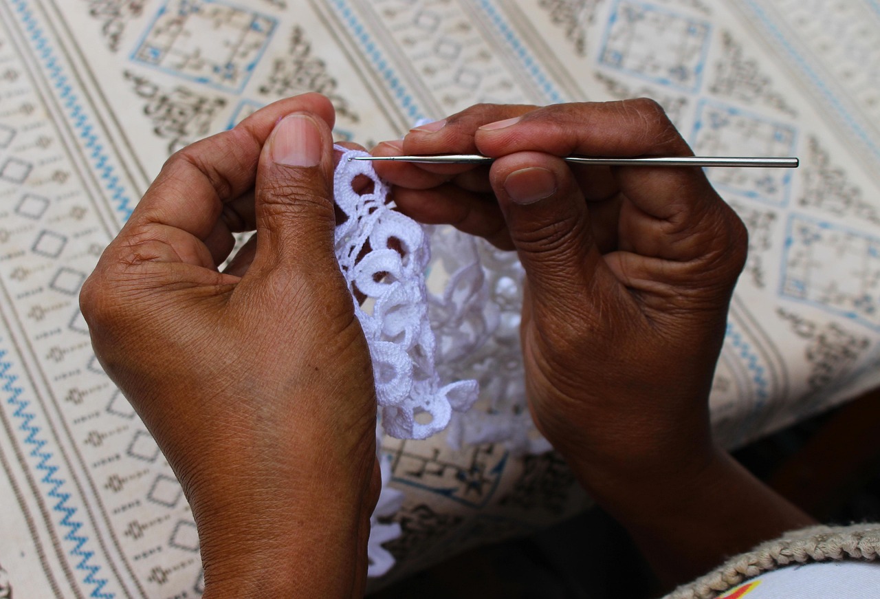 Вязание крючком для начинающих: пошаговый мастер-класс по созданию игрушки