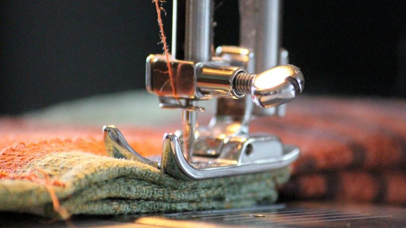 Мужской кардиган крючком: мастер-класс по вязанию и советы по стилизации