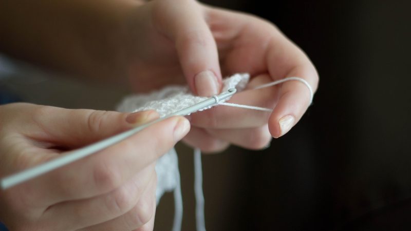 Вязание одежды спицами для малышей