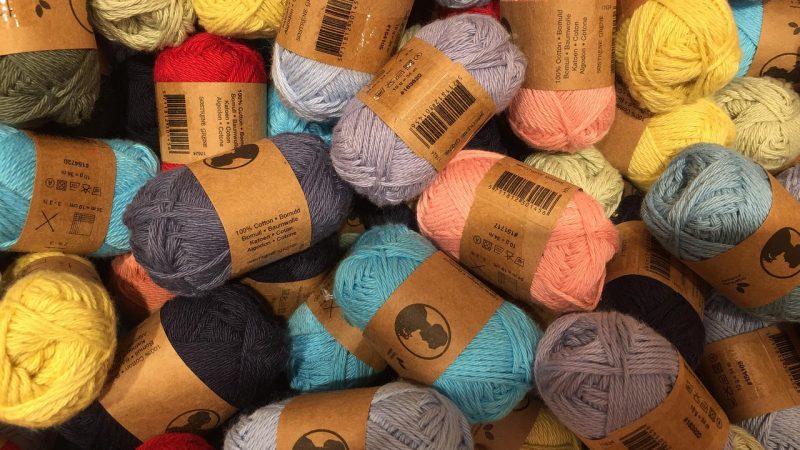 Игрушки крючком из плюшевой пряжи своими руками мастер класс для начинающих